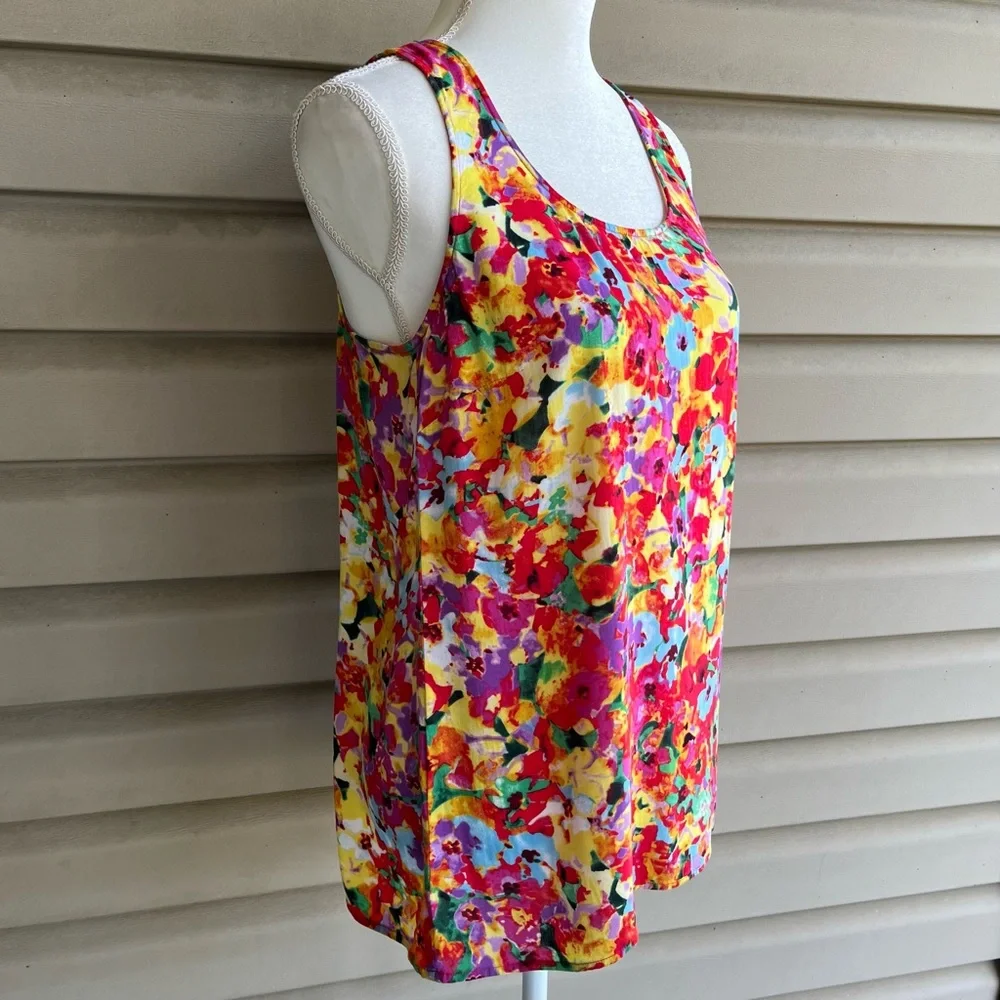 •CAbi• Bright Floral Sleeveless Blouse - Size Small - Picture 4 of 7